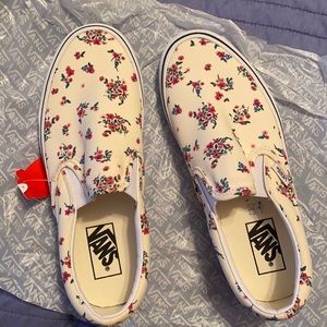 Vans classic slip on size 9 women’s ditsy floral